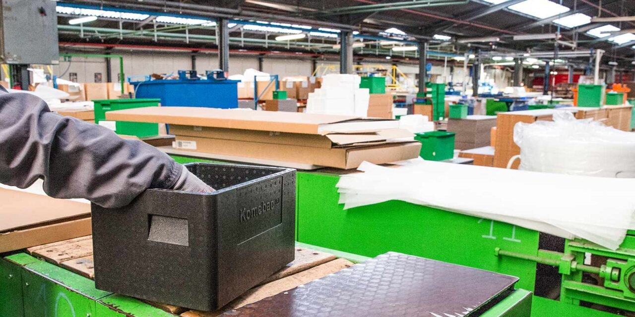 What are the main applications of plastic boxes in industries such as storage, packaging, and logistics?